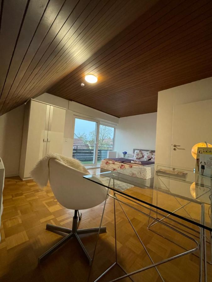 Flyhigh Apartment Stuttgart Estugarda Exterior foto